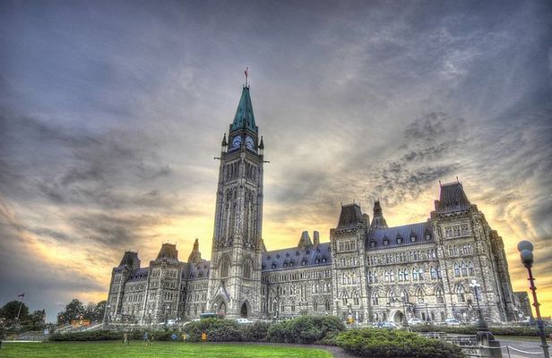 Private 8-hour Tour to Ottawa from Montreal - Hotel pick up and drop off