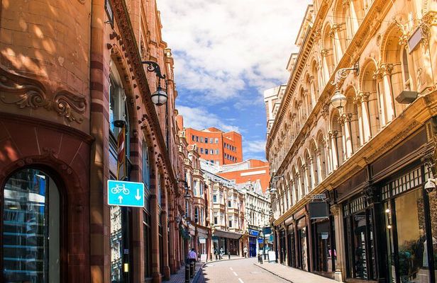 Birmingham Private Walking Tour with a Professional Guide