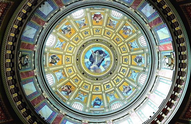 Discover Art Nouveau in Budapest with a Local