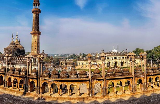 Best of Lucknow (Guided Halfday Sightseeing Tour by Car)