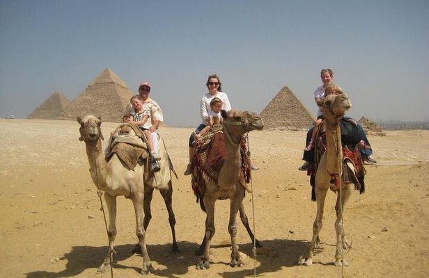 Ultimate private Giza Pyramids Tour: Camel Ride & Lunch Adventure
