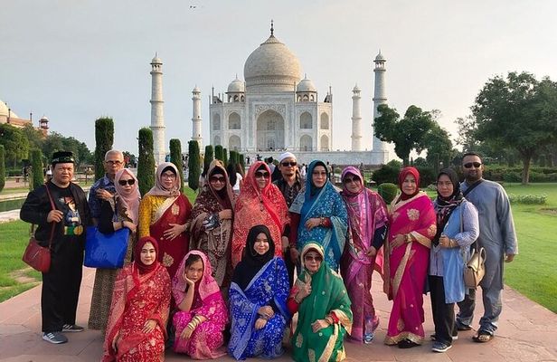 4 Days : Golden Triangle Tour by Car
