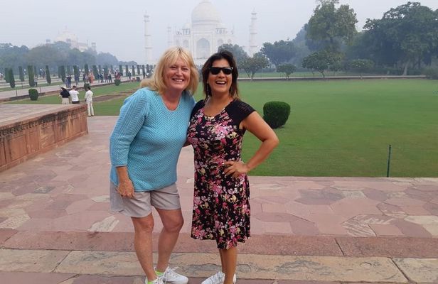 Taj Mahal Tour By Gatimaan Express Train