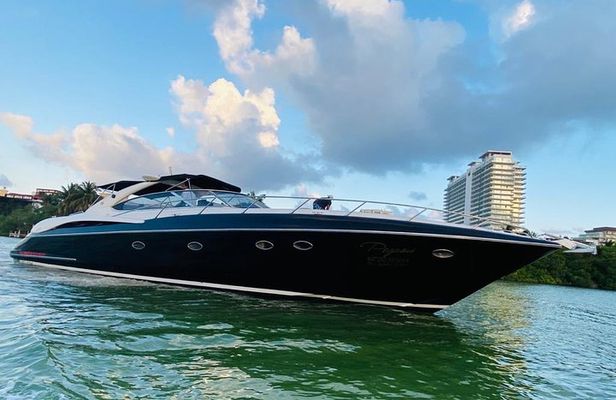 Private SUNSEEKER 60 Yacht Experience for up to 20 Guests 