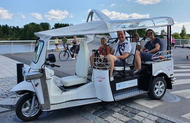 Private TukTuk guided Tour in Helsinki 2,5 hrs