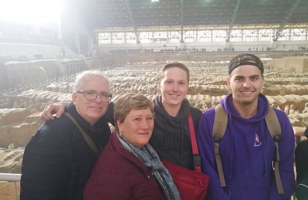 Best Xi'an Private Day Tour with Terracotta Warrior Entry Ticket Option
