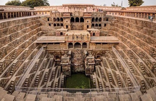 4-Day Golden Triangle Tour with Ranthambore Tiger Safari