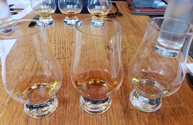 3 Hour Whiskey and History Tour