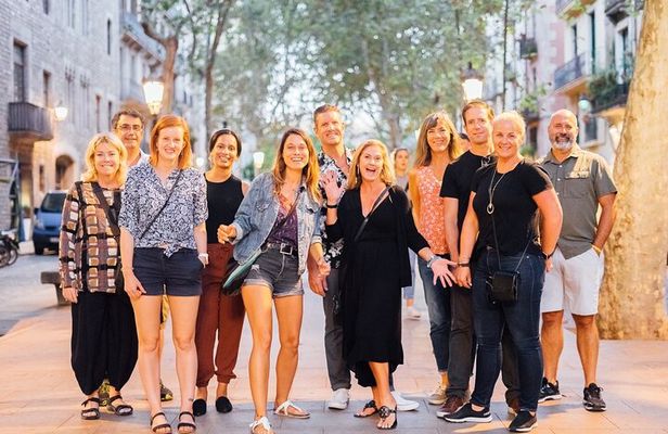 Food, Wine & History Tour with la Boqueria Market in Barcelona 