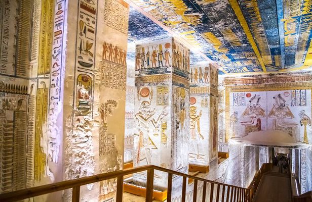 Private Tour: Valley of the Kings – Tombs of Seti I & King Tut