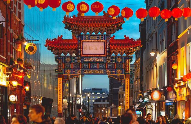 Chinatown and Little Italy Tour in New York City with Local Expert