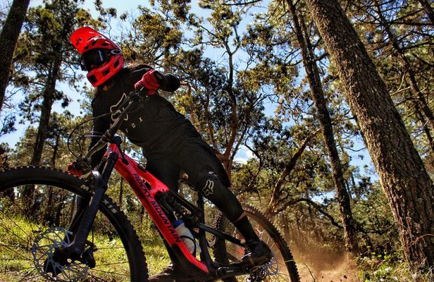 Mountain Biking la Cumbre Ixtepeji trails