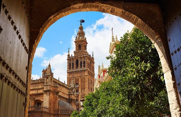 Seville Guided Small-Group Walking Tour