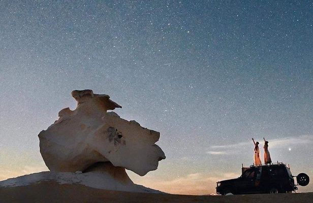 Package 5 Days 4 Nights to Gara Cave Desert Tour in Egypt