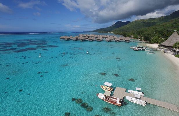 Moorea Private Boat Tour / Sea Scooter Snorkeling Tour