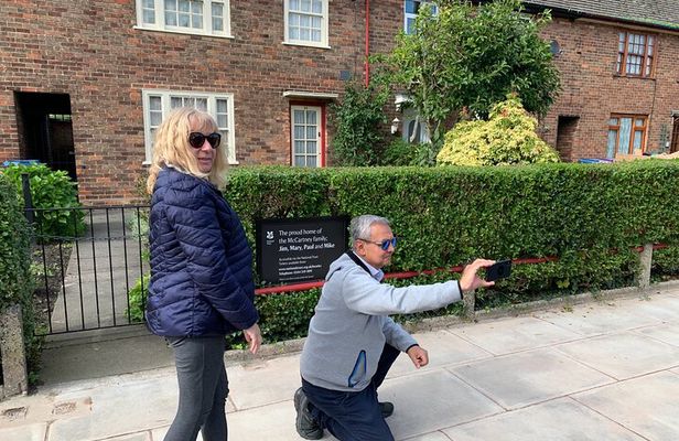 Private Beatles Car Tour – Penny Lane & Strawberry Field