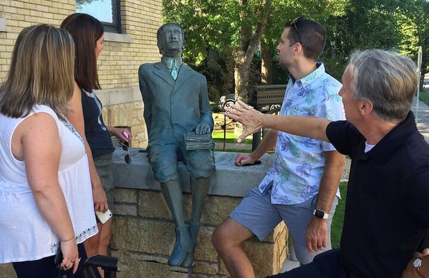 Walking F. Scott Fitzgerald's St. Paul Life & Homes Private Tour