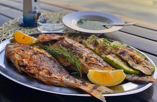 Private Shore Excursion in Kotor Bay with Organic Lunch - 2 Hours