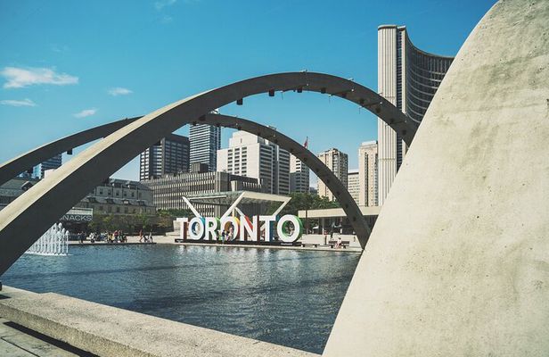 Toronto: Book a Local Host