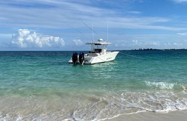 8 hours 34ft Day Dream Private Charter in Nassau