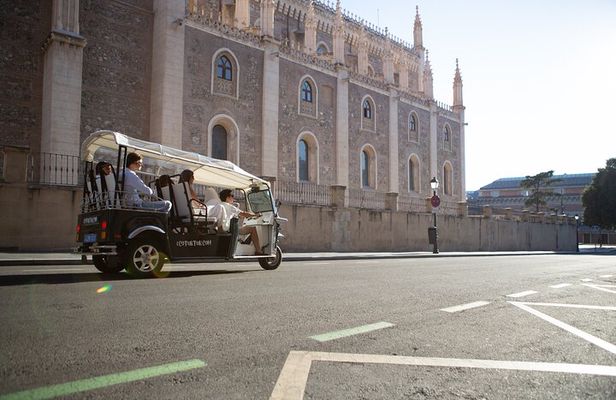 Express Tour of Madrid in Private Eco Tuk Tuk