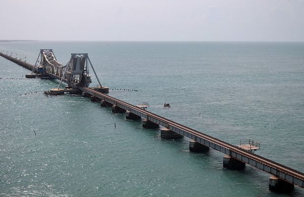 Sacred Rameshwaram: A Pilgrimage Day Tour from Madurai