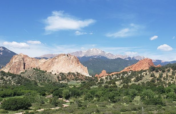 Pikes Peak Regional Wonders full day tour from Denver