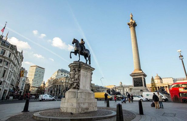 Private London Tour - British Museum, Trafalgar Square, Big Ben, Downing Street