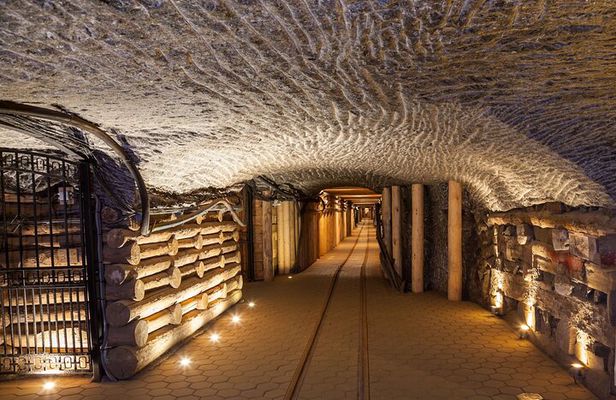 Wieliczka Salt Mine Walking Guided Tour with Fast-Track Ticket