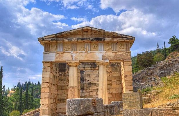 MEET THE ORACLE! DELPHI Private Day Tour from Athens/Pireaus