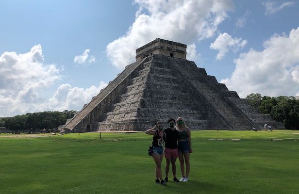 Chichen Itza Max