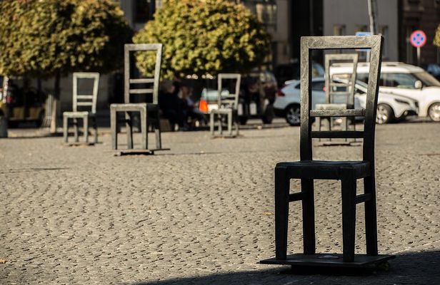 Krakow: The Schindler's Factory & Ghetto & The Salt Mine in Wieliczka