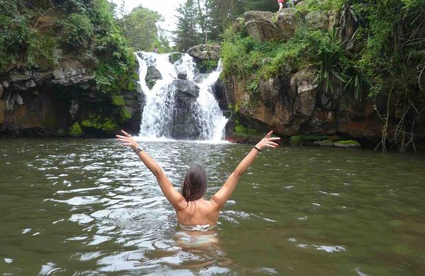 Marangu waterfall & Coffee making Cultural Tour | BURIGI CHATO SAFARIS CO LTD