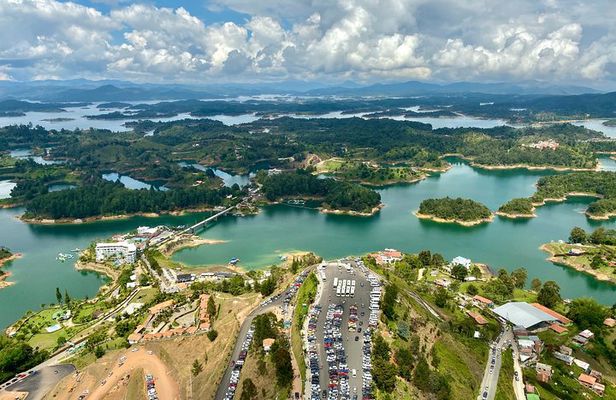 Private tour to Guatapé.