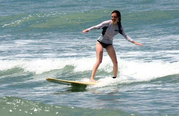 Three days of Group Surf lessons in Montezuma