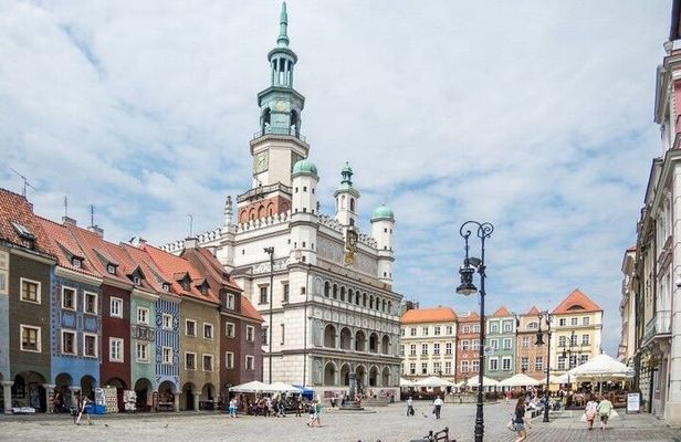 Private walking city tour in Poznan