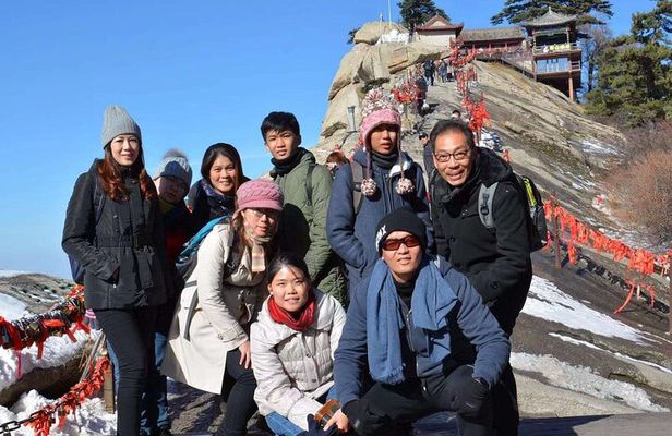 Privately Guided Tour to Mt.Hua