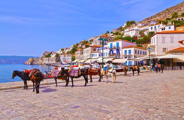 Self-Guided Tour at the Romantic Island of Hydra from Athens
