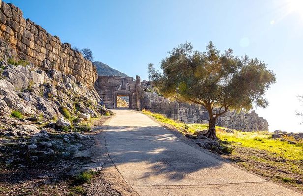 Private Tour Canal of Corinth, Mycenae, Epidaurus & Nafplio