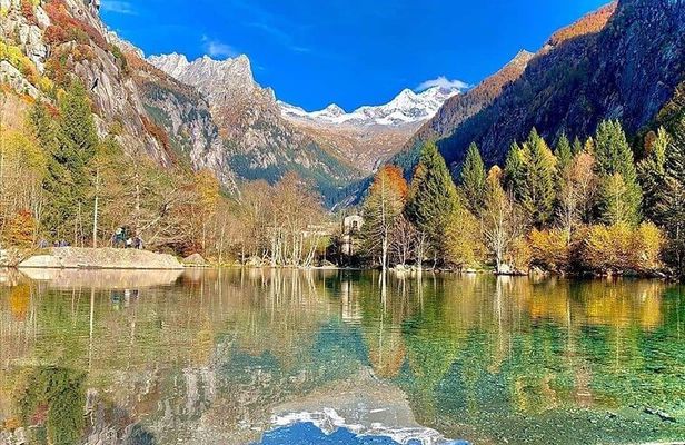 Full-Day Guided Hiking Tour at Val Di Mello