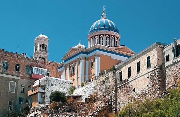 5 Day to Syros, Santorini a Cycladic Architecture Tour