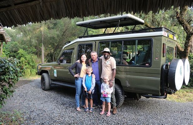 4-Day Maasai Mara and Lake Nakuru Safari from Nairobi