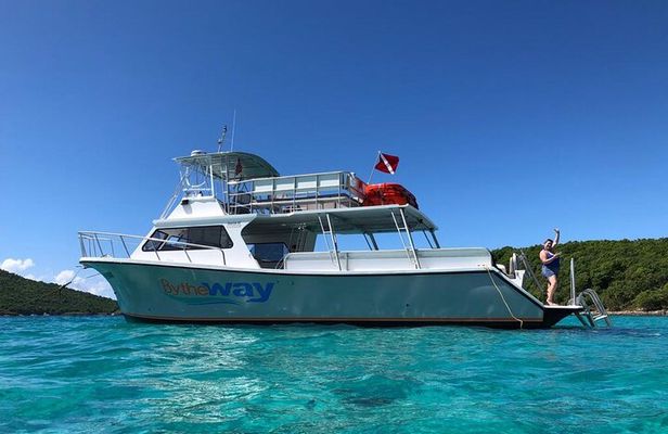 Culebra Power Boat Snorkeling & Beach Tour With Transportation