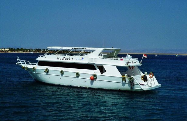 Private Boat Hire in Dahab
