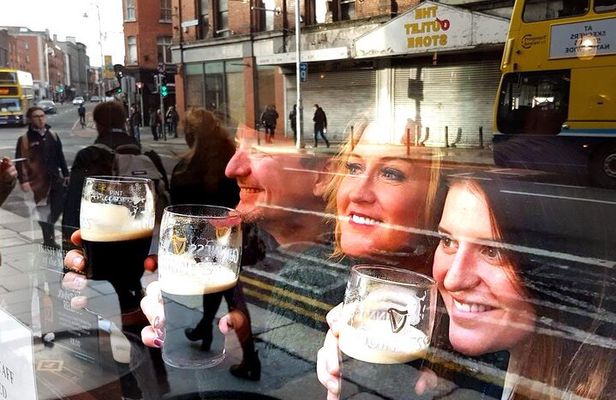 Private Dublin Sights and Pints (Walking Tour)
