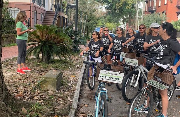 Historical Bike Tour of Savannah and Keep Bikes After Tour