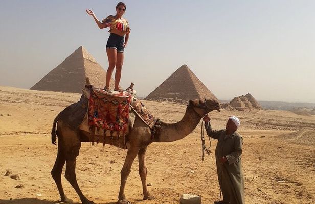 3-Day Private Guided Tour to Giza, Cairo and Alexandria including 2 evenings
