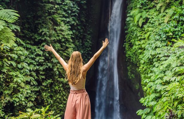 Discover Hidden Waterfall, Unesco Rice Terraces and Mountain Temple