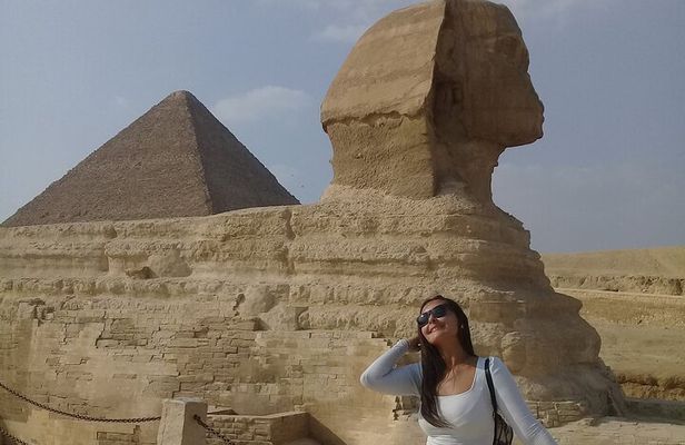 Private Tour Giza Pyramids Sphinx and the Egyptian Museum