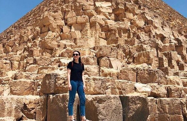 Full-Day Tour at Giza Pyramids & Sphinx & Memphis & Saqqara & Dahshur